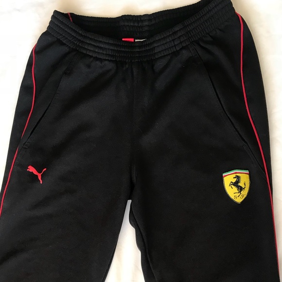 bermuda puma ferrari